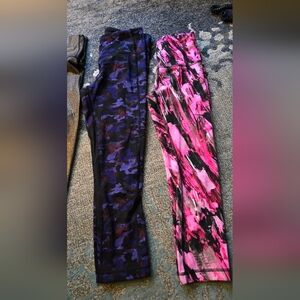 Lululemon Athletica Wunder Under Leggings Size 4 Inseam 21" Purple/ Pink Camo